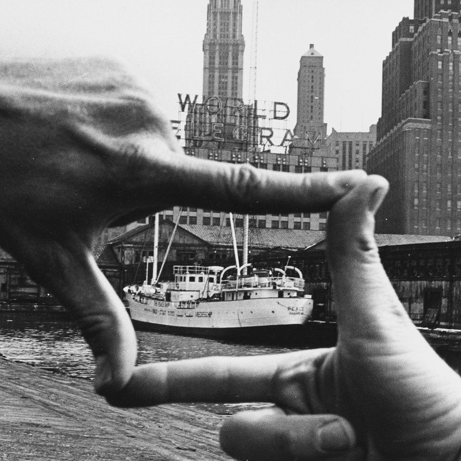 Kunstprojekt "Pier 18" des amerikanischen Künstlers John Baldessari in New York, aufgenommen von Harry Shunk und János Kender.
