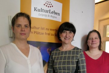 Drei Frauen im Büro