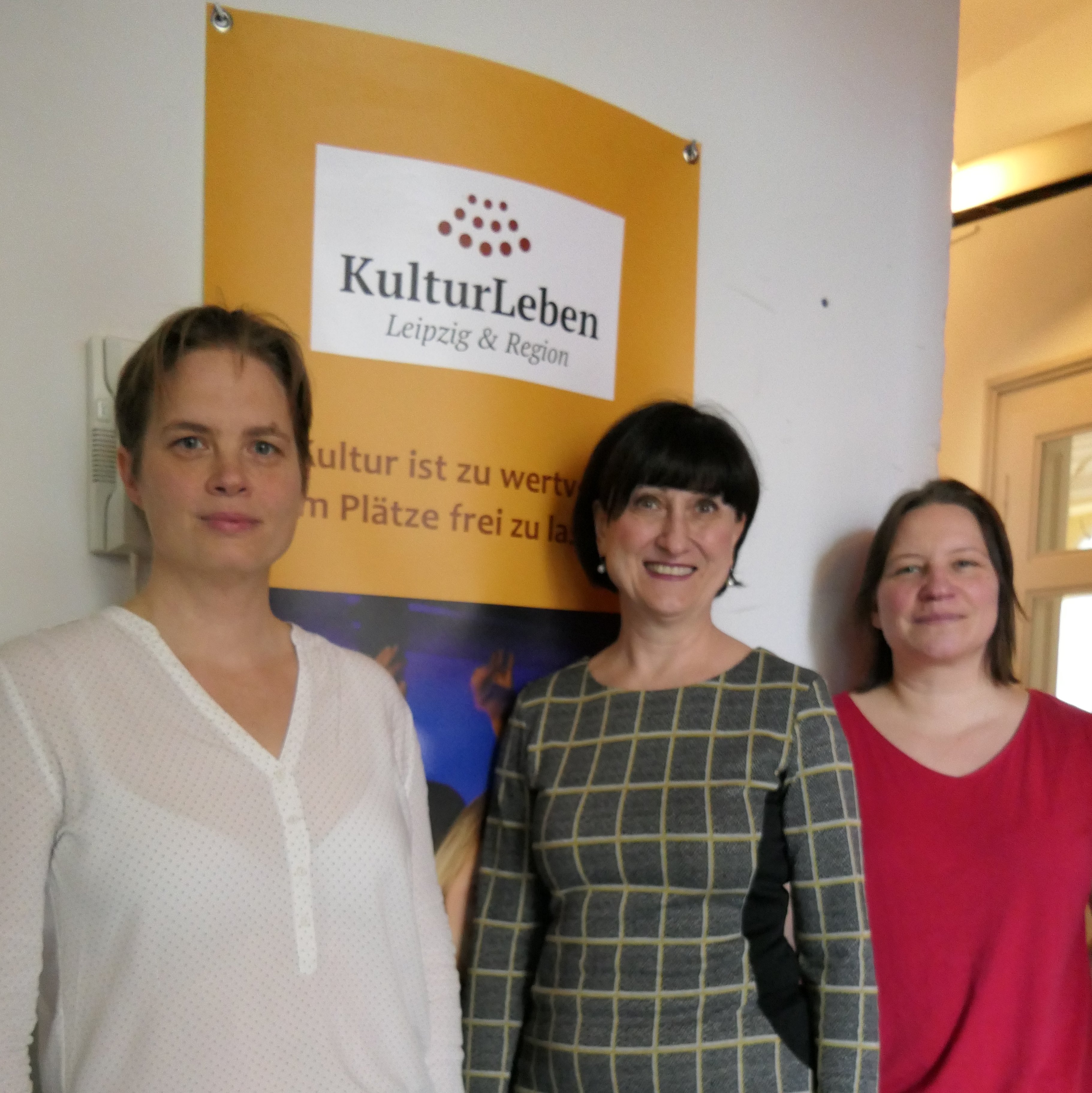 Drei Frauen im Büro