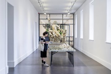 Einzelausstellung von Sarah Pierce