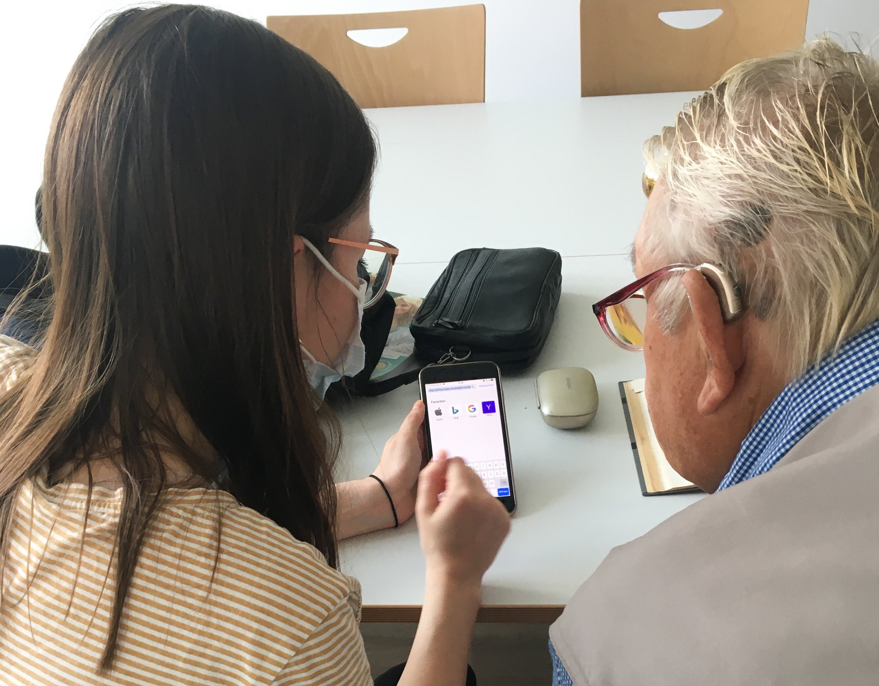 Hilfe bei dem Smartphone