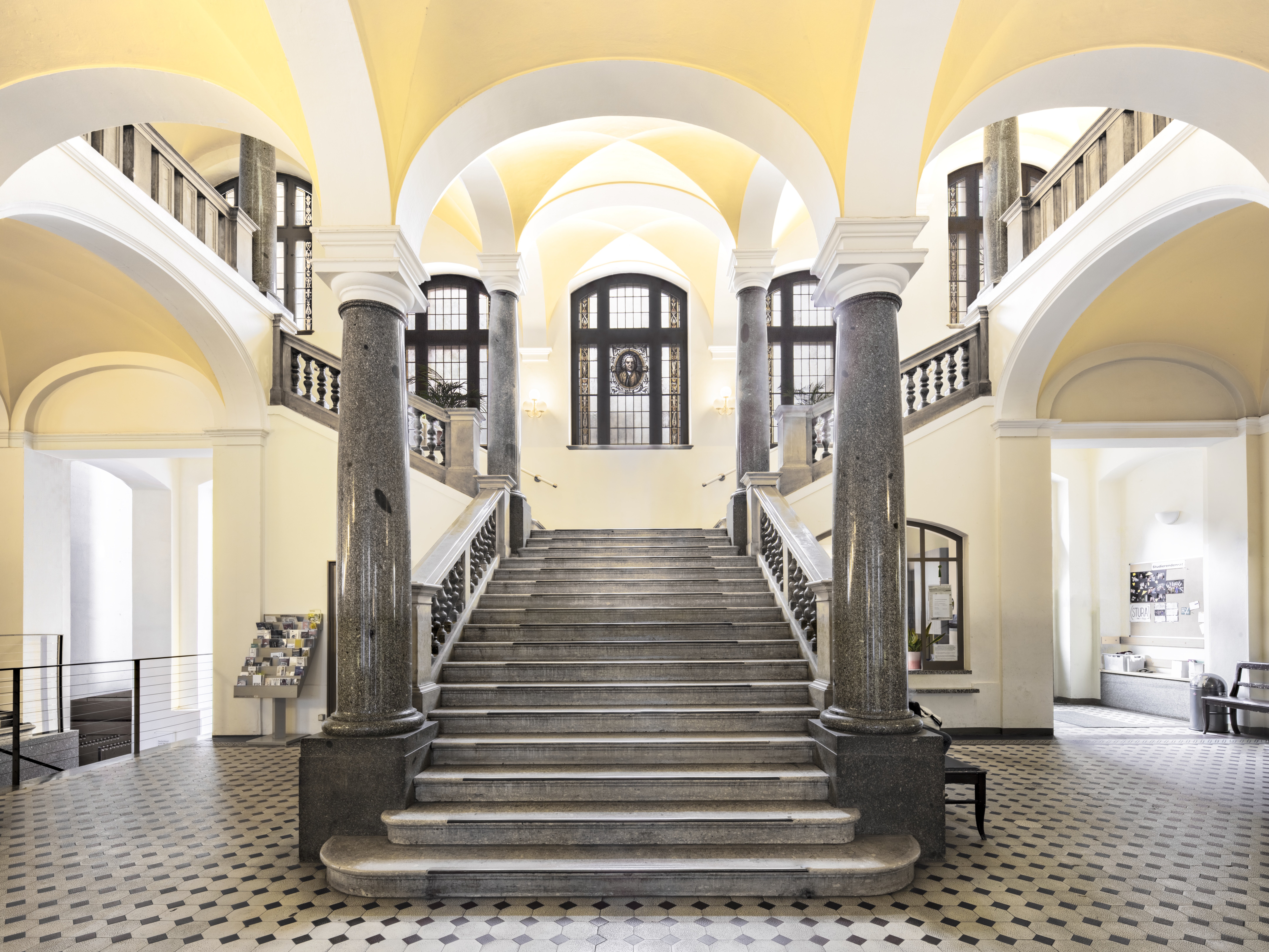 Treppenhaus 6. Hochschule für Musik und Theater „Felix Mendelssohn Bartholdy“