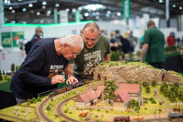 modell-hobby-spiel