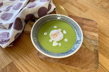 Erbsen-Kokos-Suppe