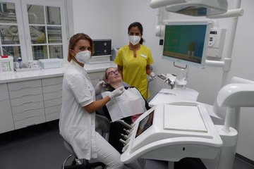 Dr. Ivona Leventic bei der Arbeit