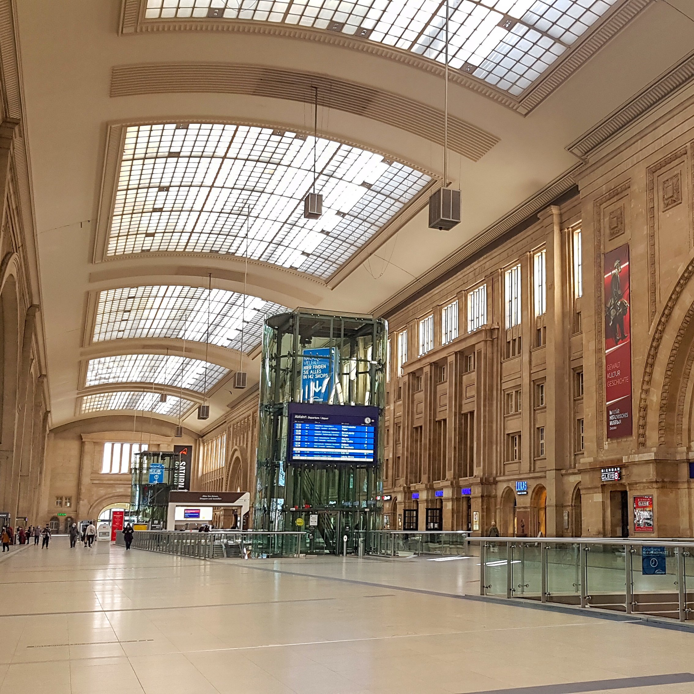 Querbahnsteighalle Hauptbahnhof Leipzig
