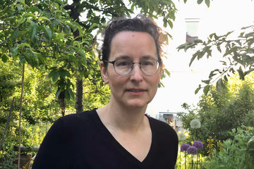 Dr. Beate Ginzel