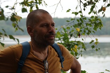 Dr. Udo Grashoff in der Natur, in Momenten der Sammlung