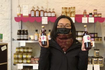 Akiko Takahashi hat den Shiso-Sirup kreiert