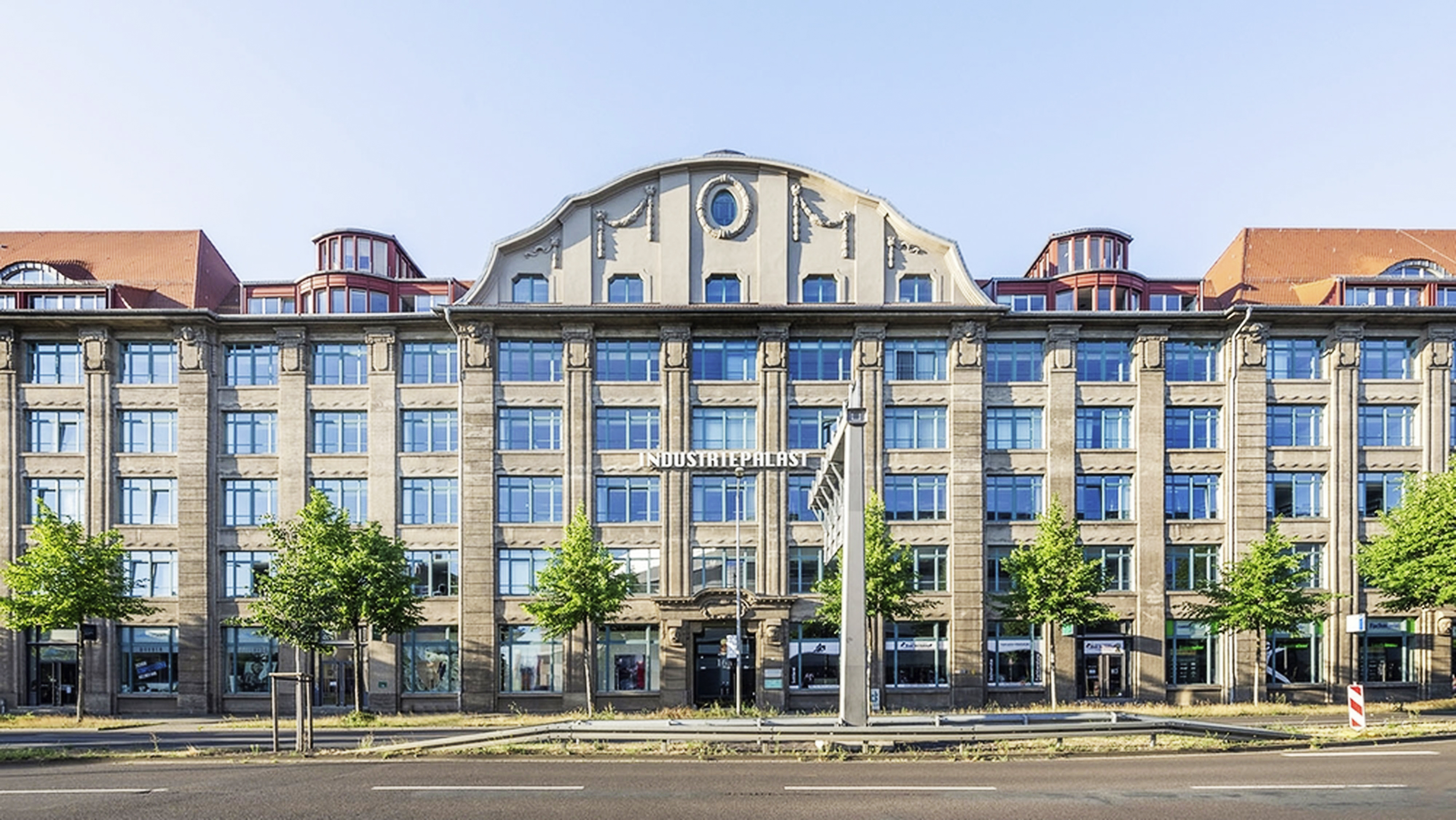 Geschäftsgebäude