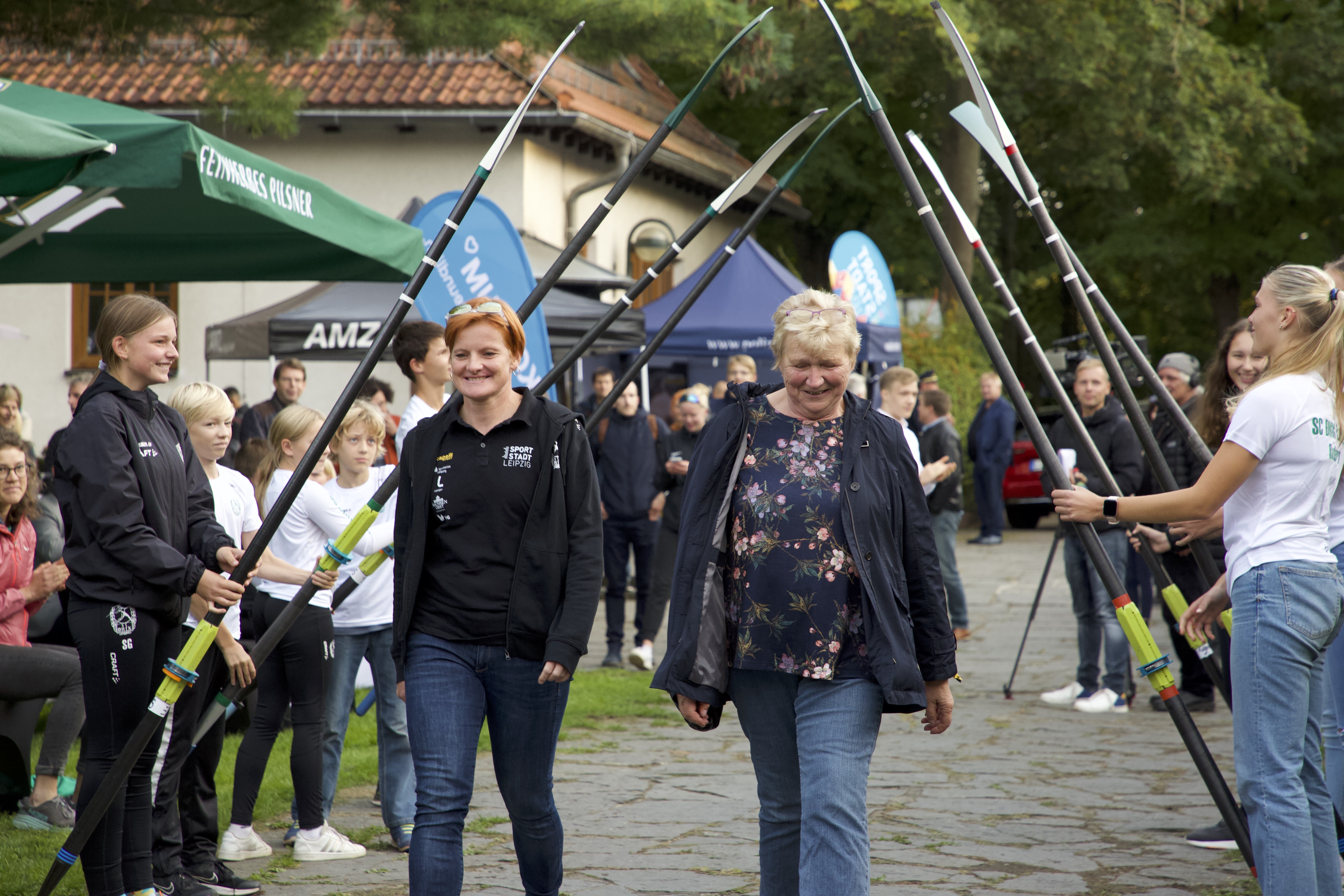 Annekatrin Thiele (links) und Trainerin Angelika Noack