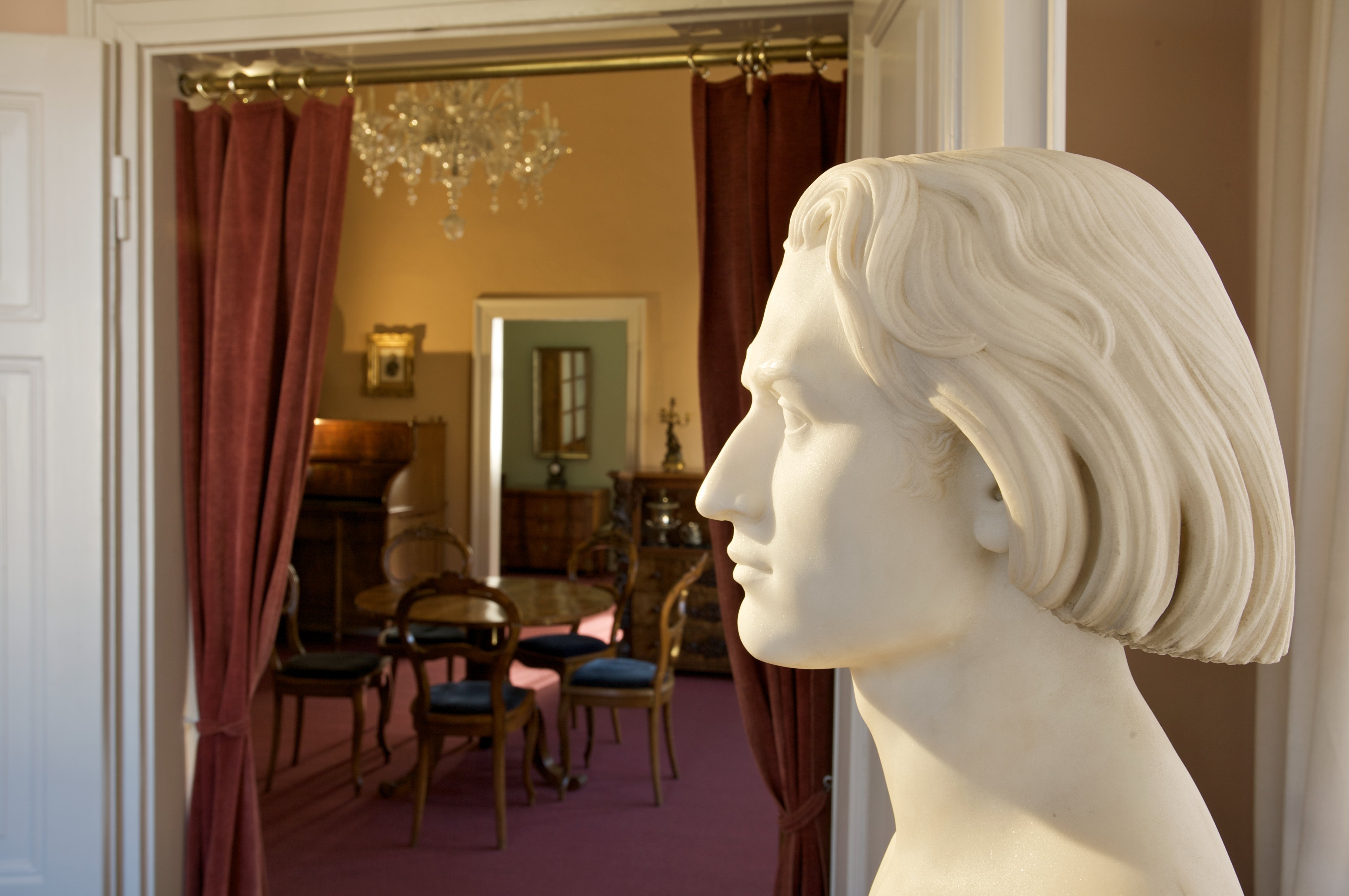 Büste im Liszthaus